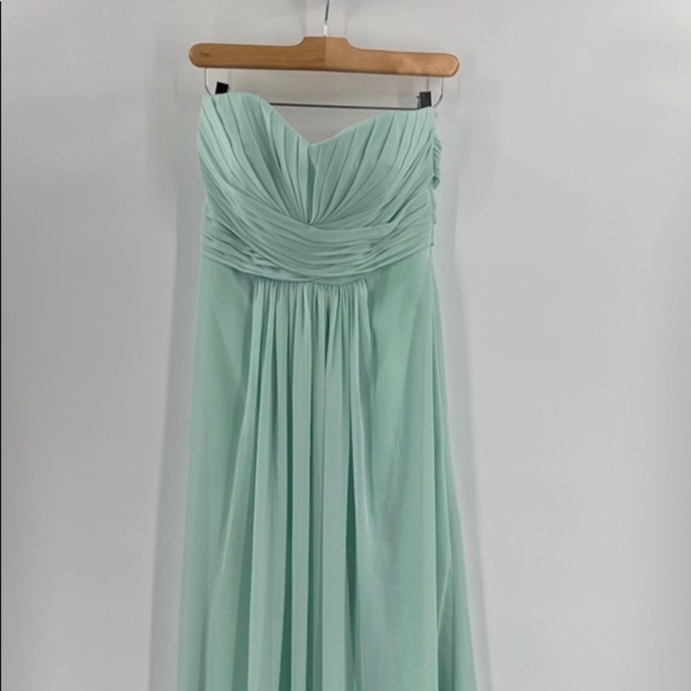 Davids bridal strap/strapless light green size 8 gown